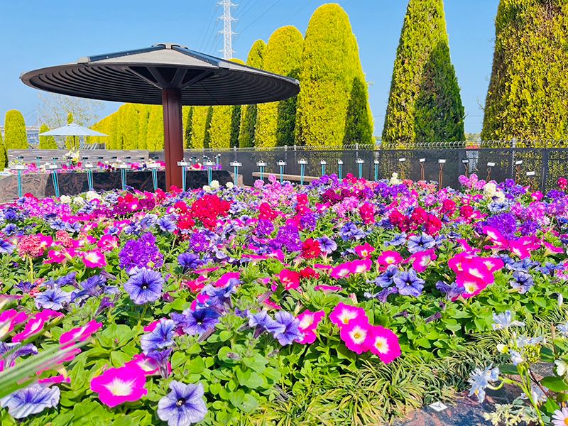 ガーデニング式永代供養墓「月の区」