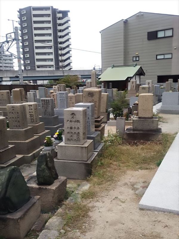 放出墓地