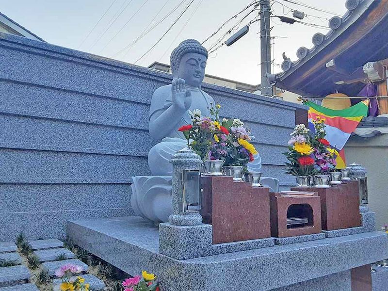 永代供養付樹木葬・納骨堂 布施金色堂