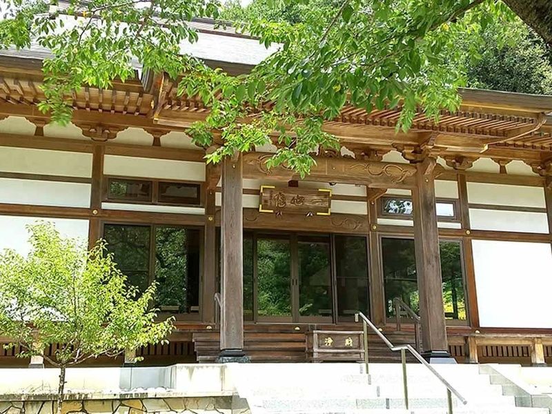 今泉山 称名寺