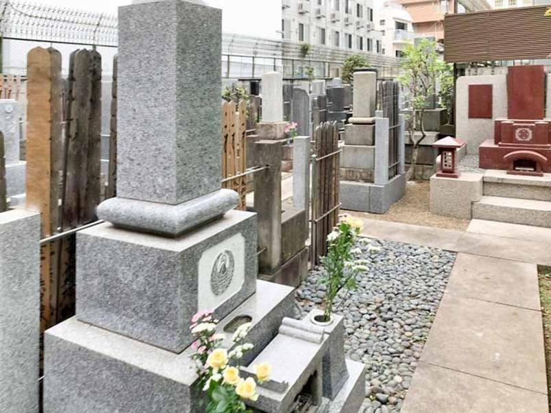 新宿 しあわせ薬師墓苑