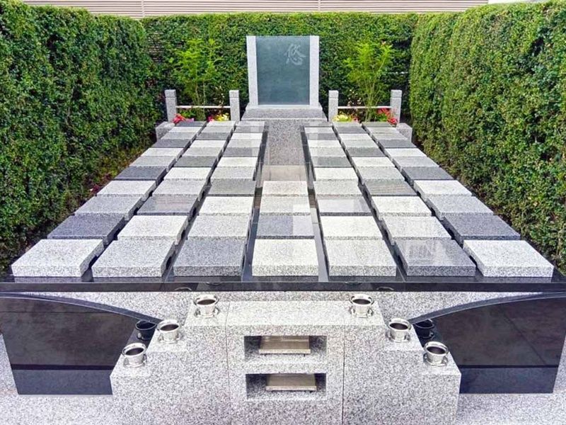 新宿・若松墓地 光照墓苑